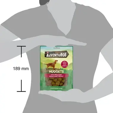 AdVENTuROS® Nuggets s príchuťou diviaka chrumkavé maškrty - porovnanie s výškou človeka